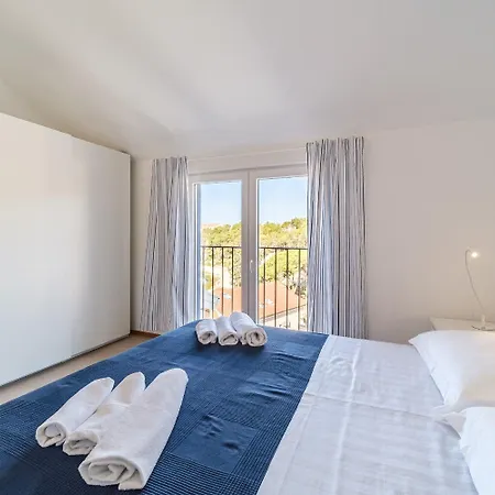 Dom wakacyjny Holiday Mila - Private Pool Milna (Brac)