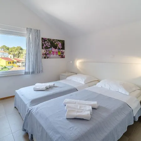 Dom wakacyjny Holiday Mila - Private Pool Milna (Brac)